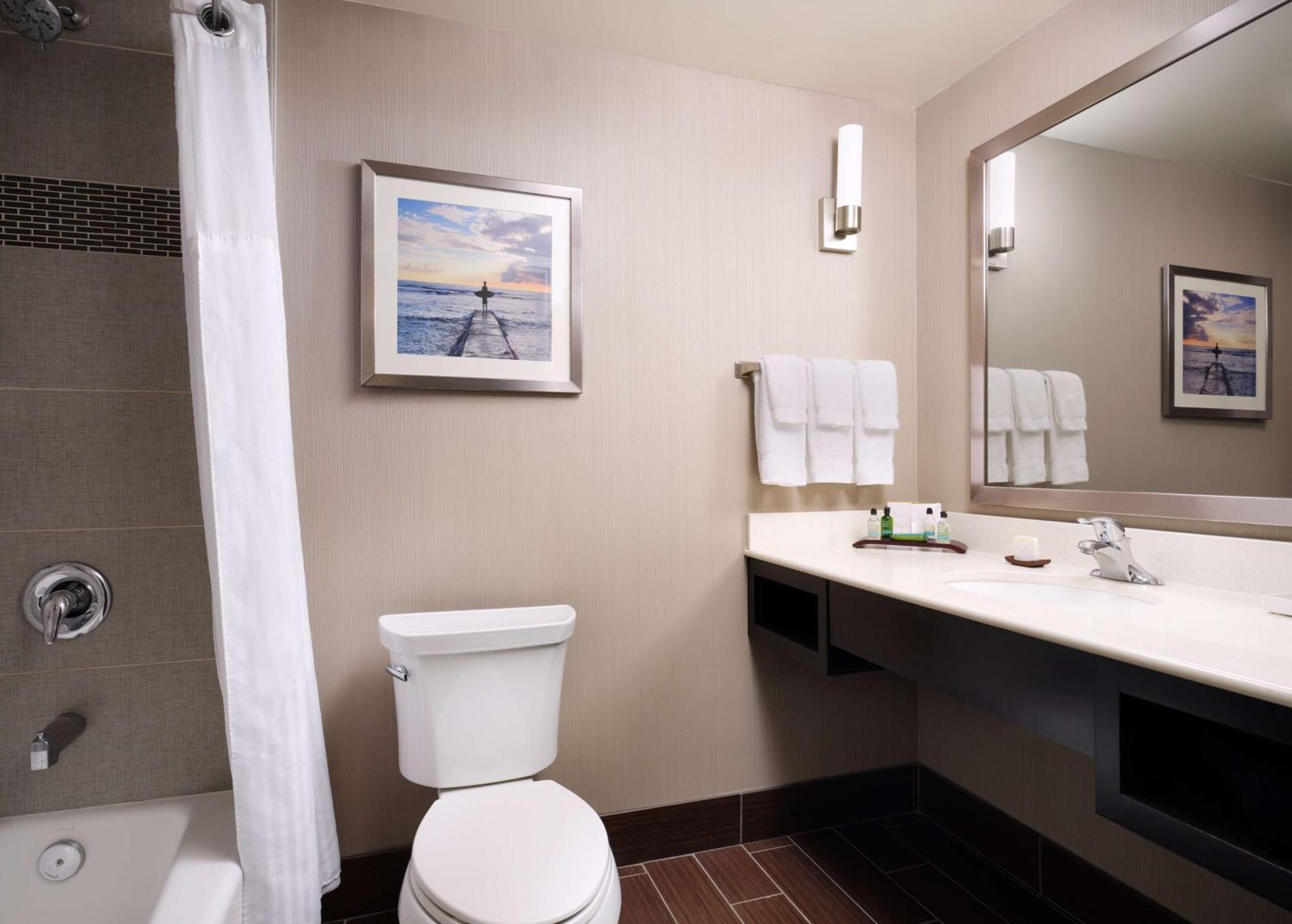 Hilton Garden Inn Los Angeles/Redondo Beach Exterior photo