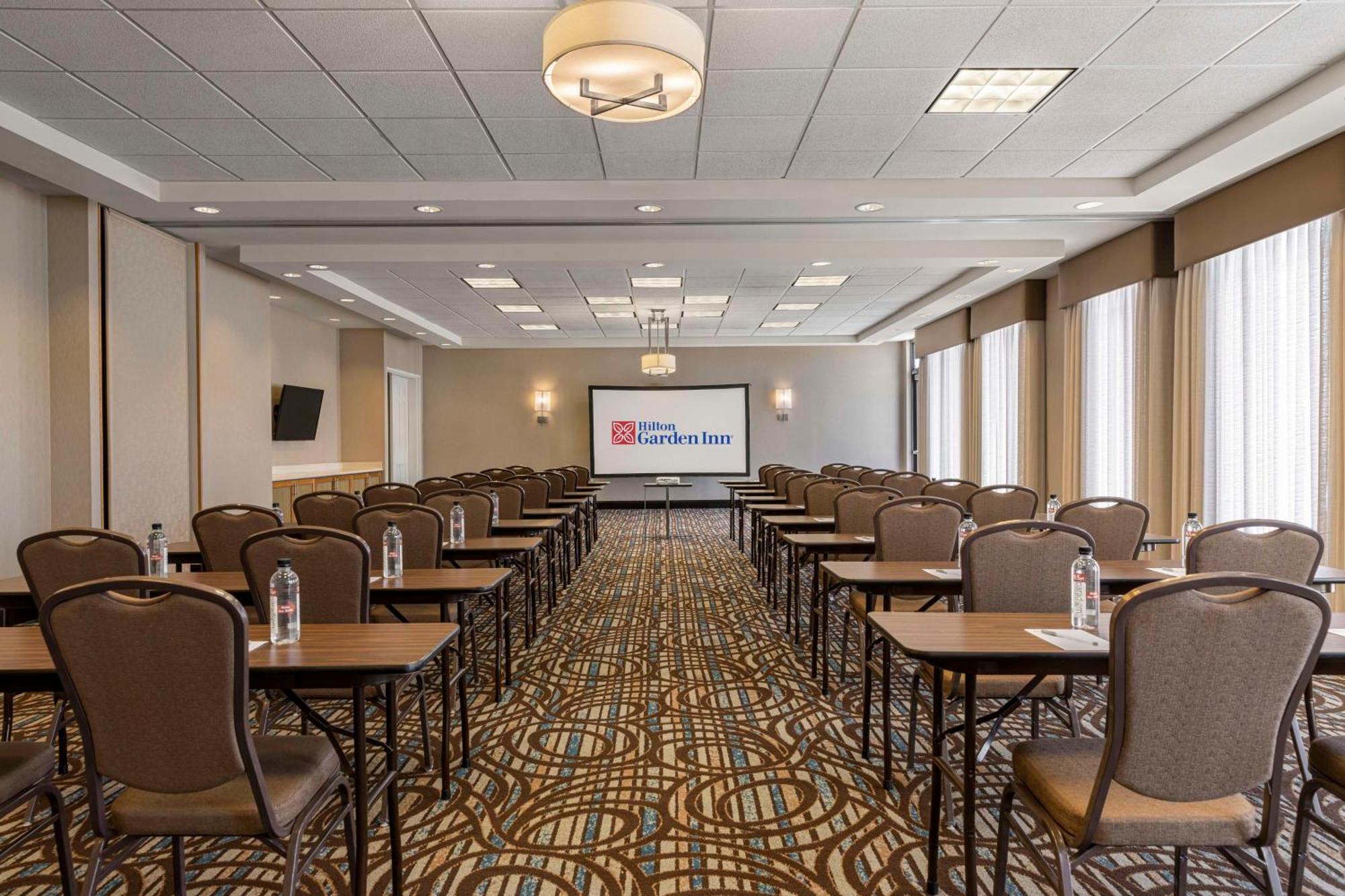 Hilton Garden Inn Los Angeles/Redondo Beach Exterior photo