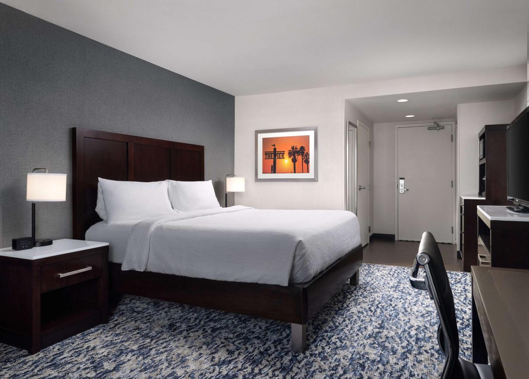 Hilton Garden Inn Los Angeles/Redondo Beach Exterior photo