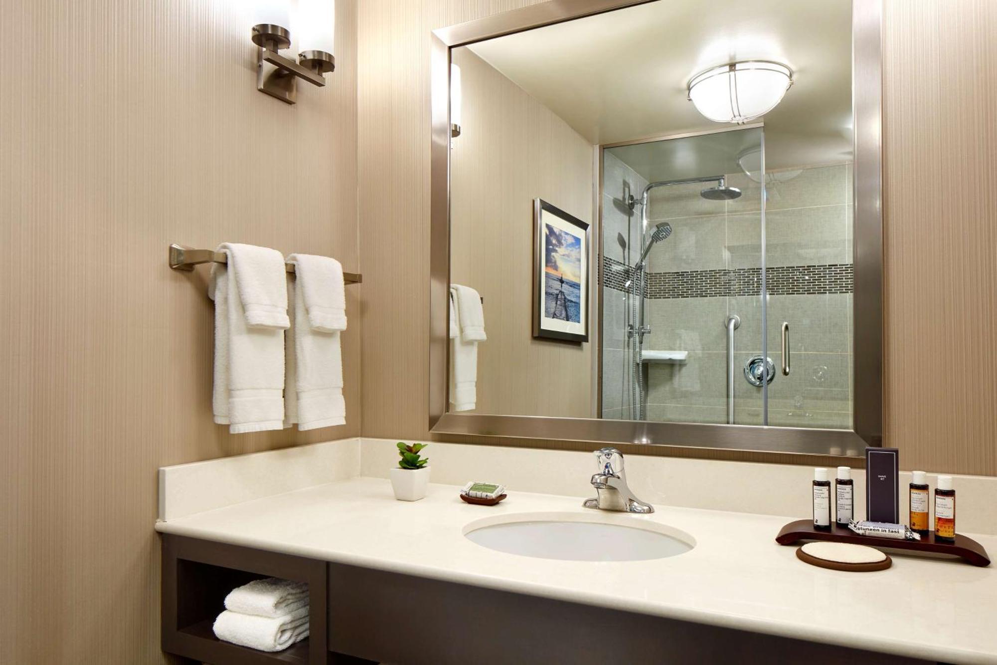 Hilton Garden Inn Los Angeles/Redondo Beach Exterior photo