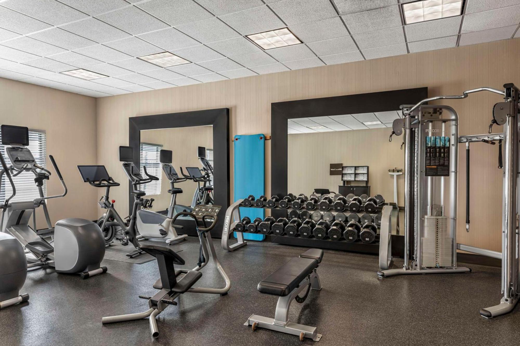 Hilton Garden Inn Los Angeles/Redondo Beach Exterior photo
